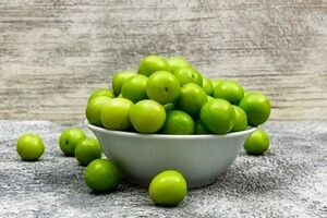 همه چیز در مورد خواص گوجه سبز، طبع و کاربردهای آن 