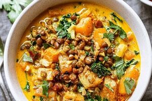 این بار خورشت کدو حلوایی را گیاهی درست کن! + طرز تهیه
