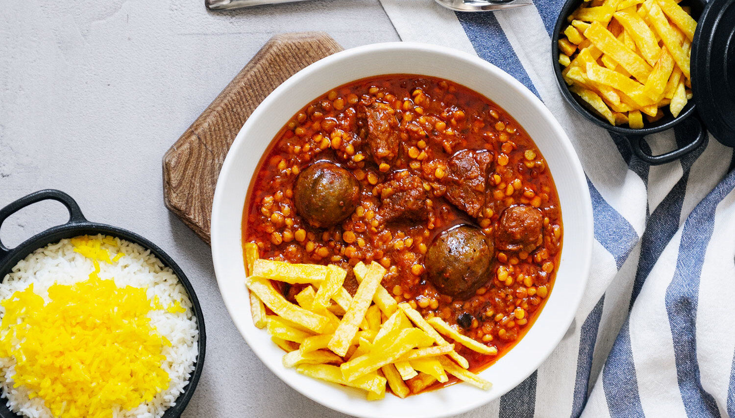 نحوه تهیه خورشت قیمه با سویا مخصوص افراد وگان 