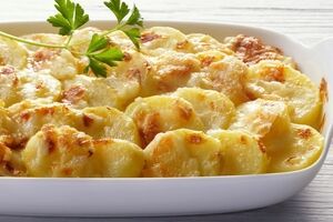 پیتزا سیب زمینی؛ خوشمزه و بدون خمیر + طرز تهیه 