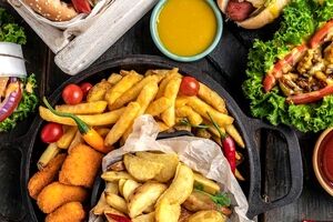 حواست باشه گرمازده شدی این غذاها رو نخوری! 