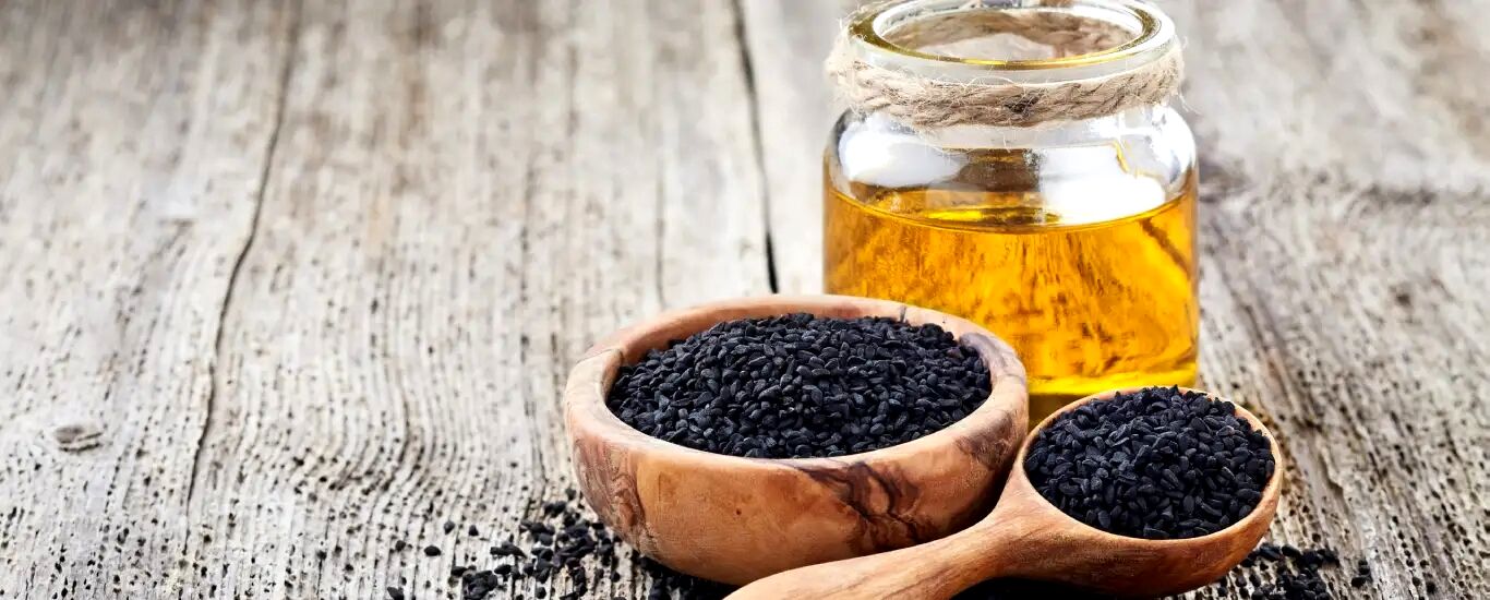 10 مزیت شگفت انگیز روغن سیاه دانه