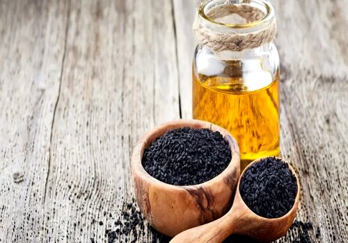 10 مزیت شگفت انگیز روغن سیاه دانه