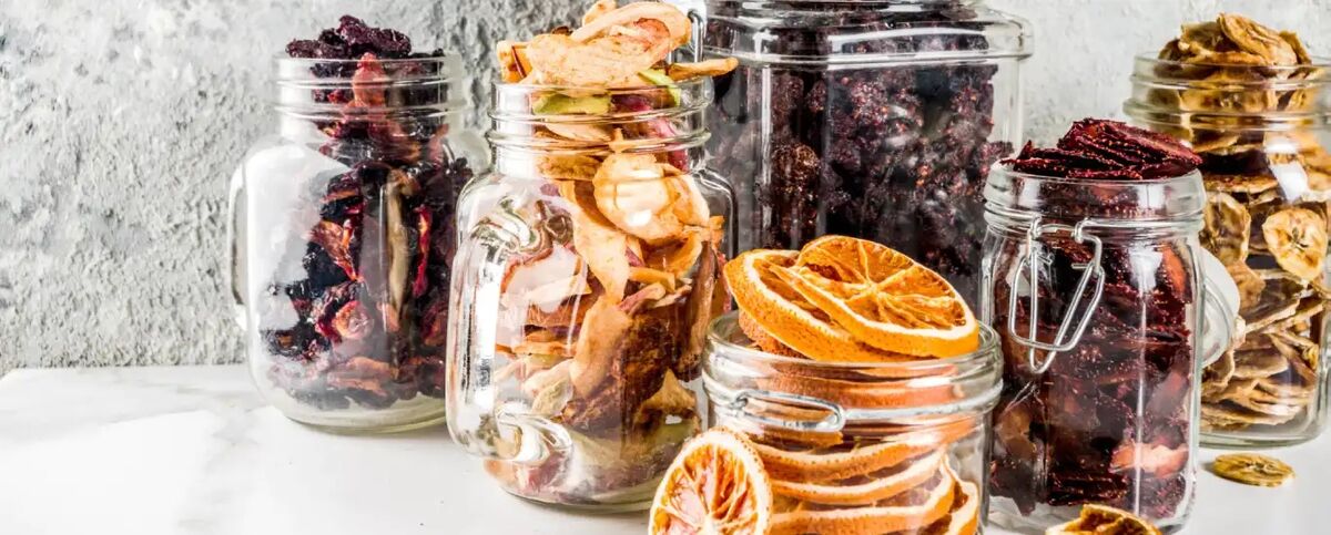 طرز تهیه میوه خشک خانگی