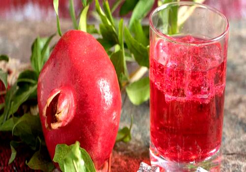 آب انار نوشیدنی شفا بخش برای قلب و سلامت پوست | فواید آب انار برای بدن