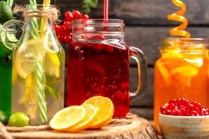 بهترین نوشیدنی های طبیعی خانگی برای رفع عطش در تابستان