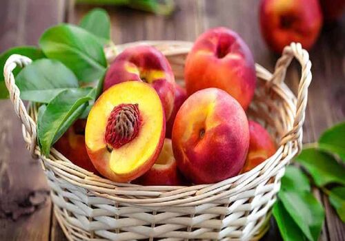 توصیه خوردن هلو به خانم هایی که می خوان بارداری ایمنی رو تجربه کنند