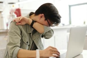 فرق آسم با آلرژی چیست؟ راهنمای کامل تشخیص آسان و دقیق