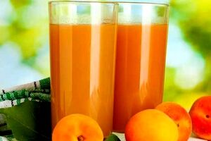 یه نوشیدنی خوشمزه با زردآلو های تازه بزنیم؟ 