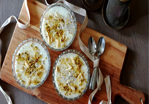 فرنی با جو پرک؛ یه صبحانه رژیمی برای تو که گیاهخواری + طرز تهیه 