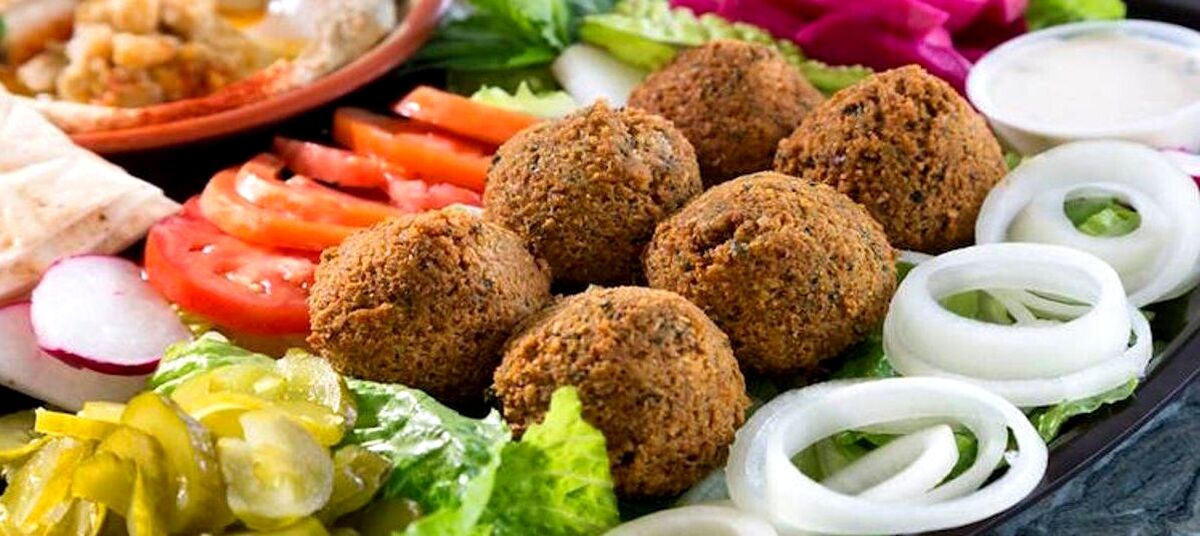 فلافل دال عدس