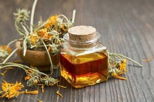 می دونستی با روغن همیشه بهار دیگه پوستت پیر نمیشه؟