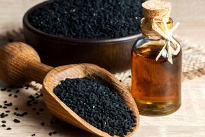 چرا طب سنتی به خانم ها مصرف سیاه دانه را توصیه می کند؟ 