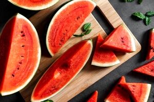 تو تابستون چه خوراکی هایی مصرف کنیم بهتره؟ 