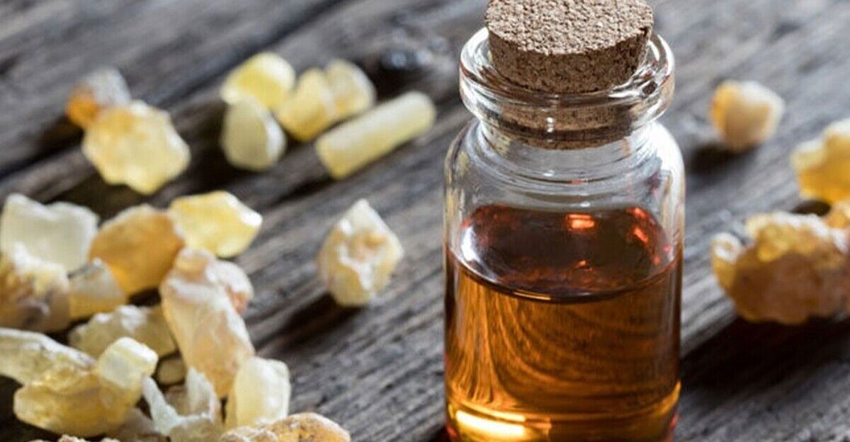 با خواص دارویی روغن کندر برای سلامت بدن آشنا شو 