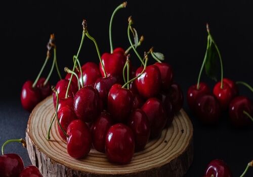 با گیلاس خوردن مثل بچگی هات آروم و رویایی می خوابی